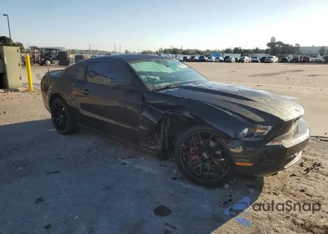 2011 Ford Mustang z USA, uszkodzony, nr VIN 1ZVBP8AM4B5135649